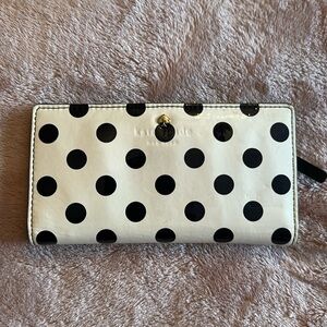 Kate Spade polkadot wallet